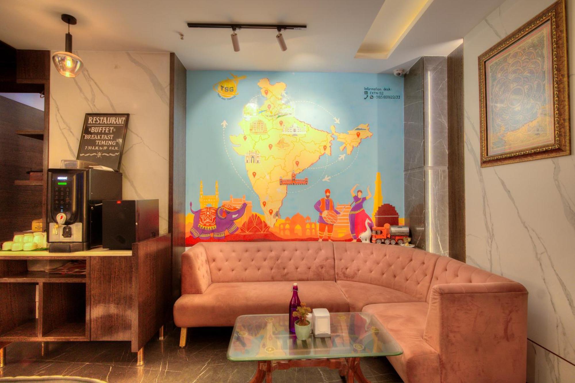 Empire Platinum Suites Nuova Delhi Esterno foto