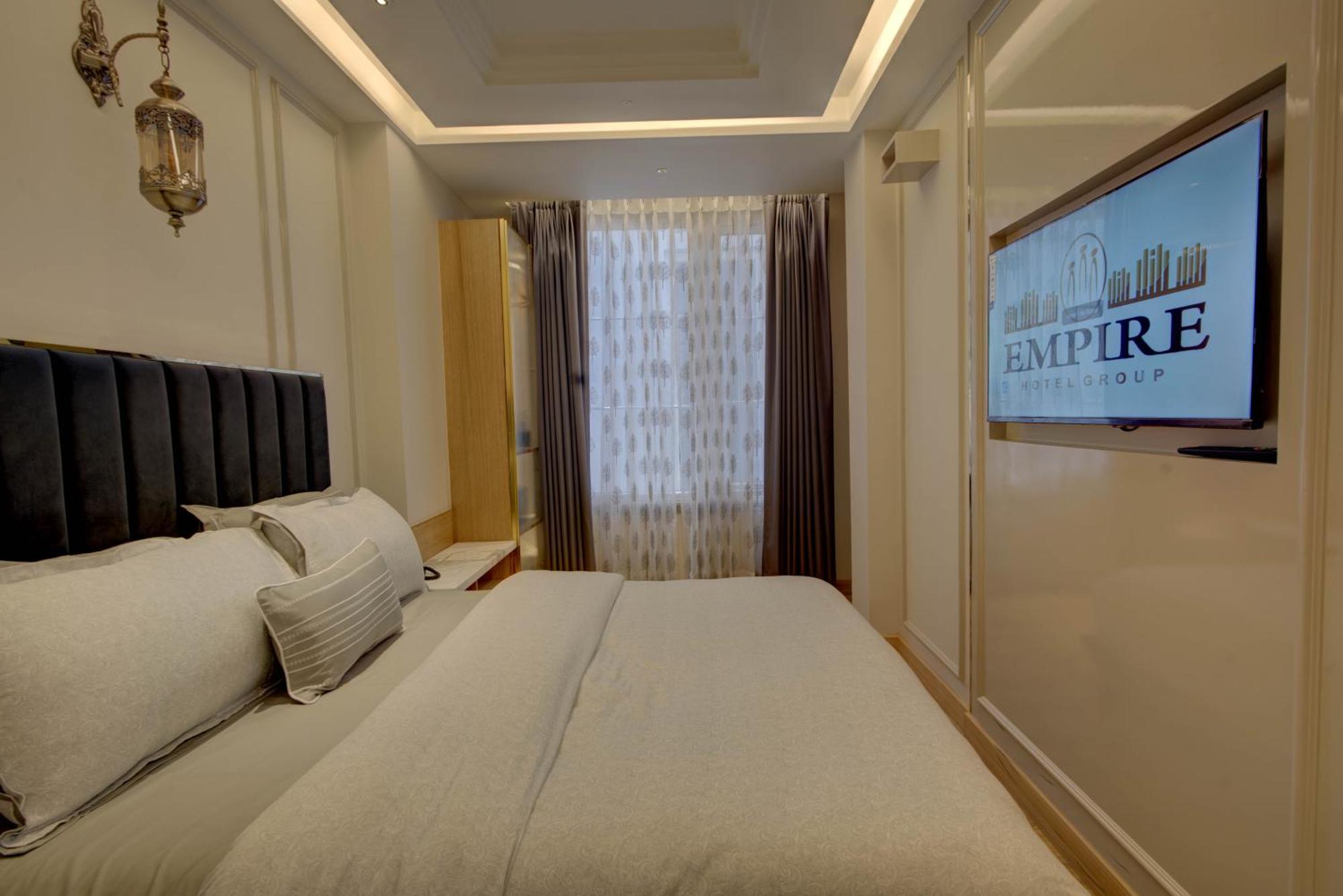 Empire Platinum Suites Nuova Delhi Esterno foto
