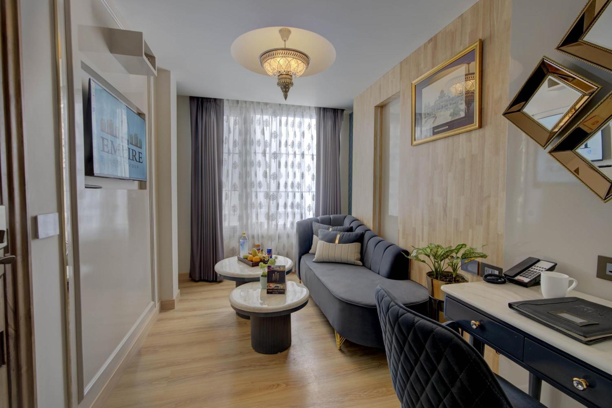 Empire Platinum Suites Nuova Delhi Esterno foto